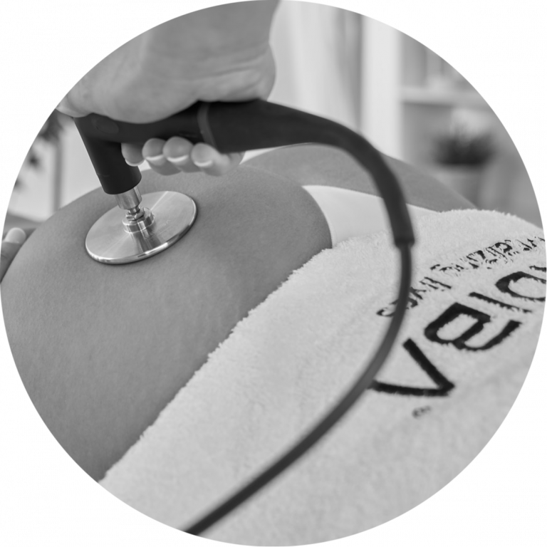 Mejora tu figura y bienestar con tratamientos de Indiba corporal en nuestro centro de estética en Madrid. Resultados visibles y seguros.